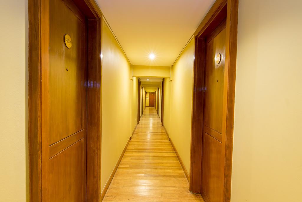 The Manor Hotel Davao City Buitenkant foto
